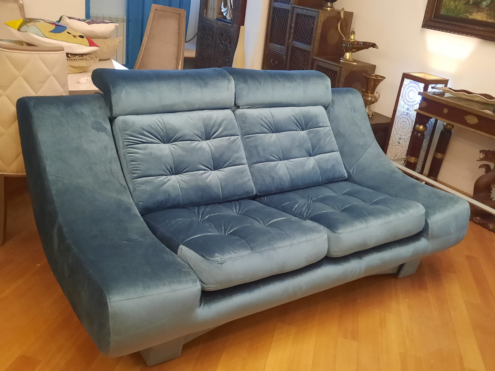 Обивка дивана на дому. Бунинская аллея